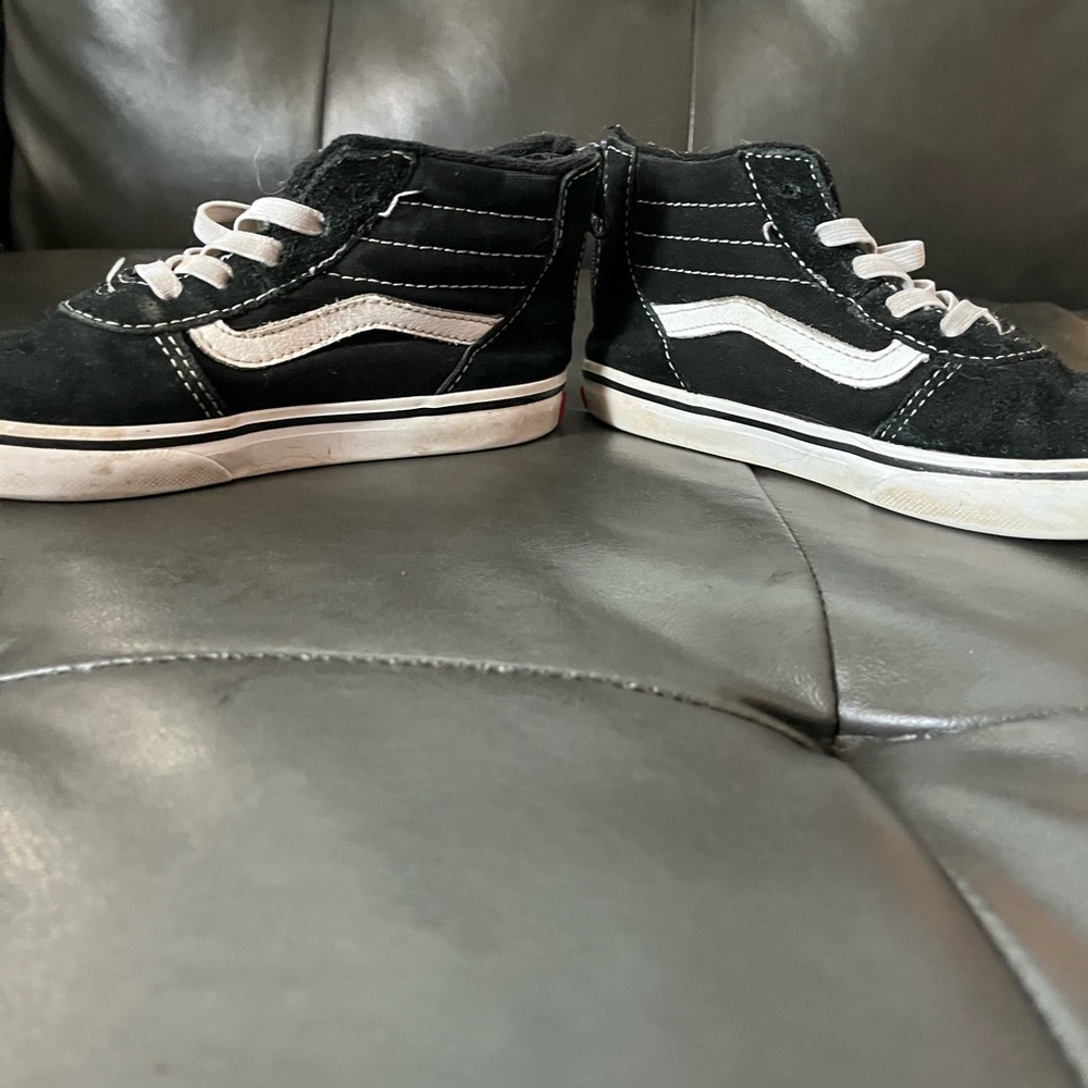 Kids Black Vans shoes